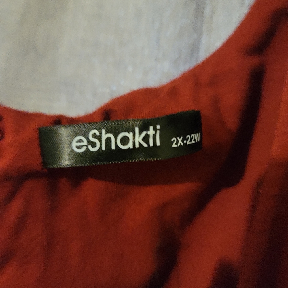 This is an eshakti Maxi.